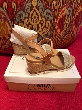 Mi Amore Tan Wedge Sandals with Rhinestone Front Strap